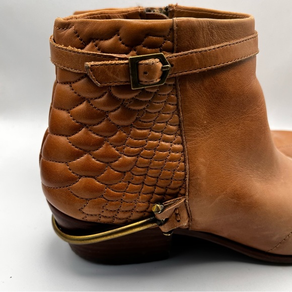 SAM EDELMAN CAMEL BOOTIE - Picture 4 of 17